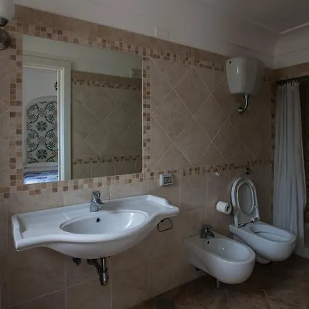 Hotel 4 Stagioni *