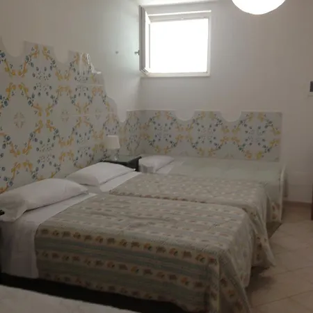 Hotel 4 Stagioni *