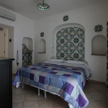 4 Stagioni Hotel *