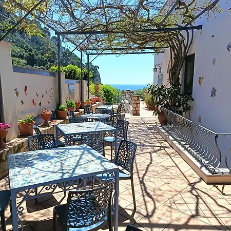 Hotel 4 Stagioni *